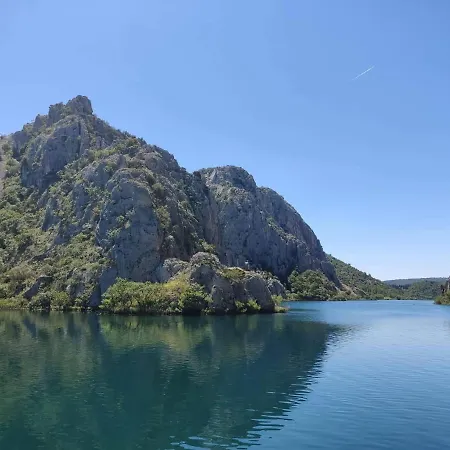 Kuca Za Odmor Niko * Mirlovic Zagora