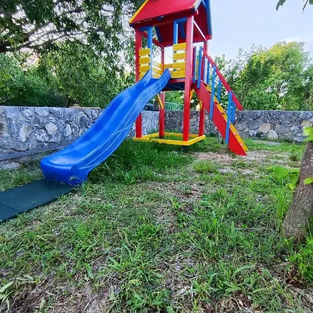 Kuca Za Odmor Niko * Mirlovic Zagora