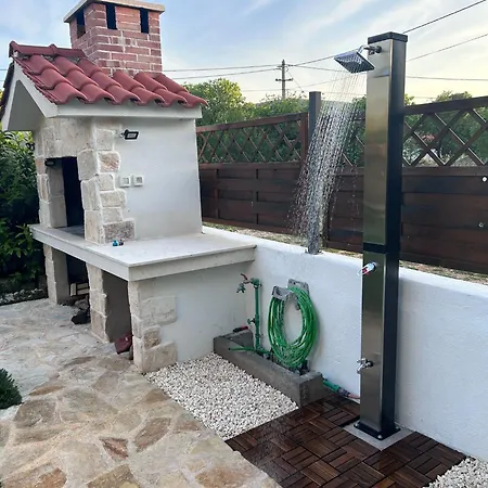 Kuca Za Odmor Niko Holiday home Mirlovic Zagora