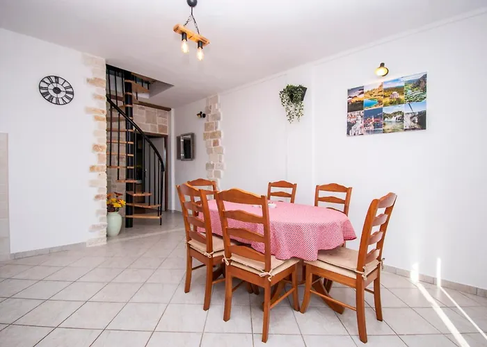 Kuca Za Odmor Niko Vakantiehuis Mirlovic Zagora