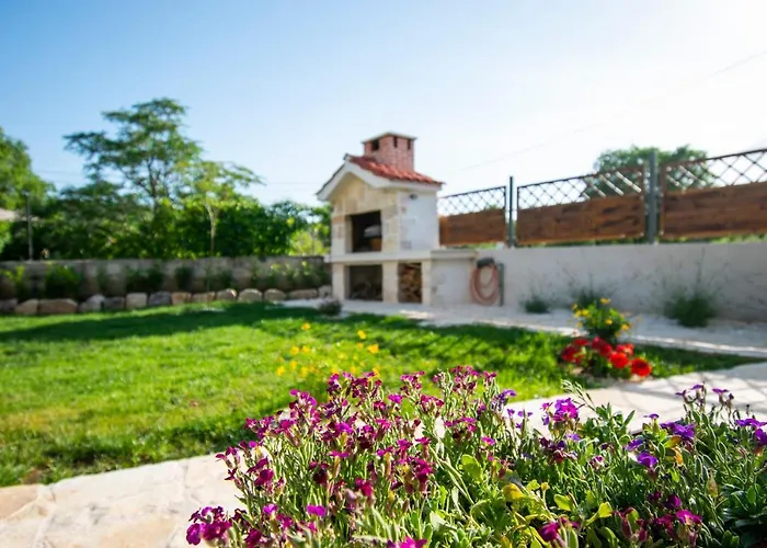 Kuca Za Odmor Niko Mirlovic Zagora