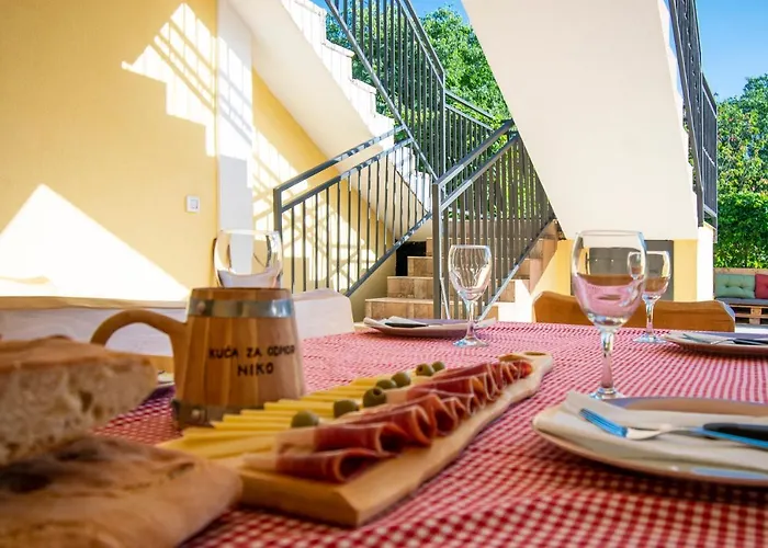 Kuca Za Odmor Niko Vakantiehuis *