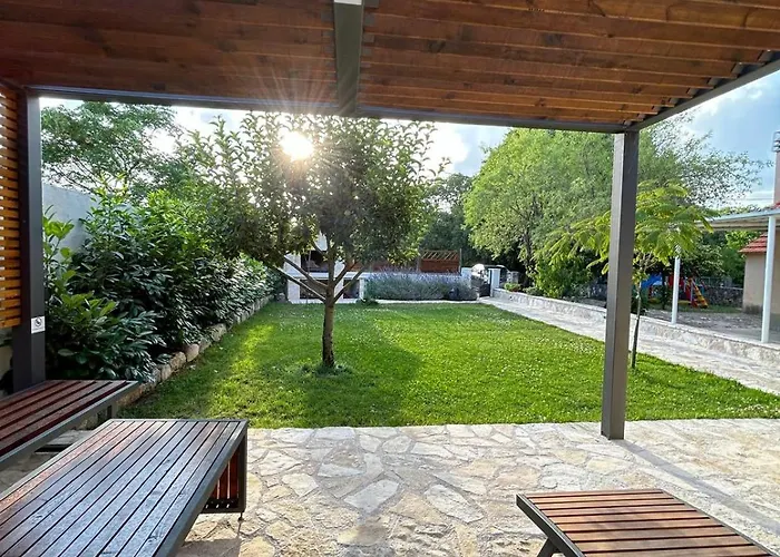 Kuca Za Odmor Niko Mirlovic Zagora